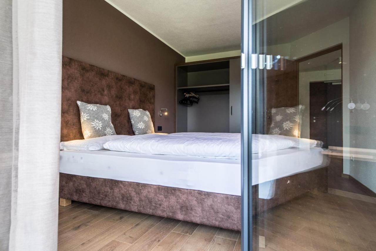Aparthotel Chalet Kristall - Dolomites Garden Chalet